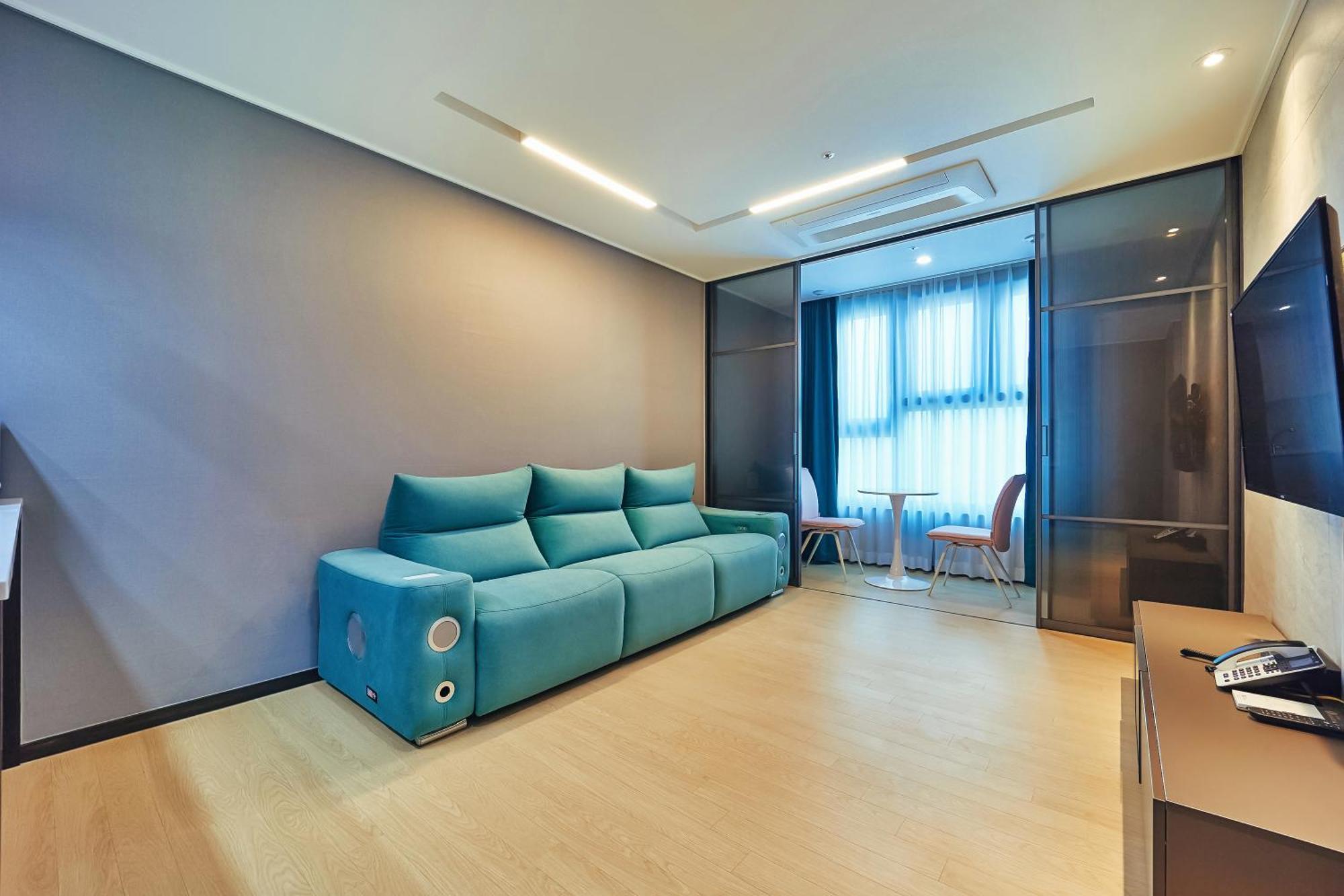 Jeonju Signature Hotel Экстерьер фото