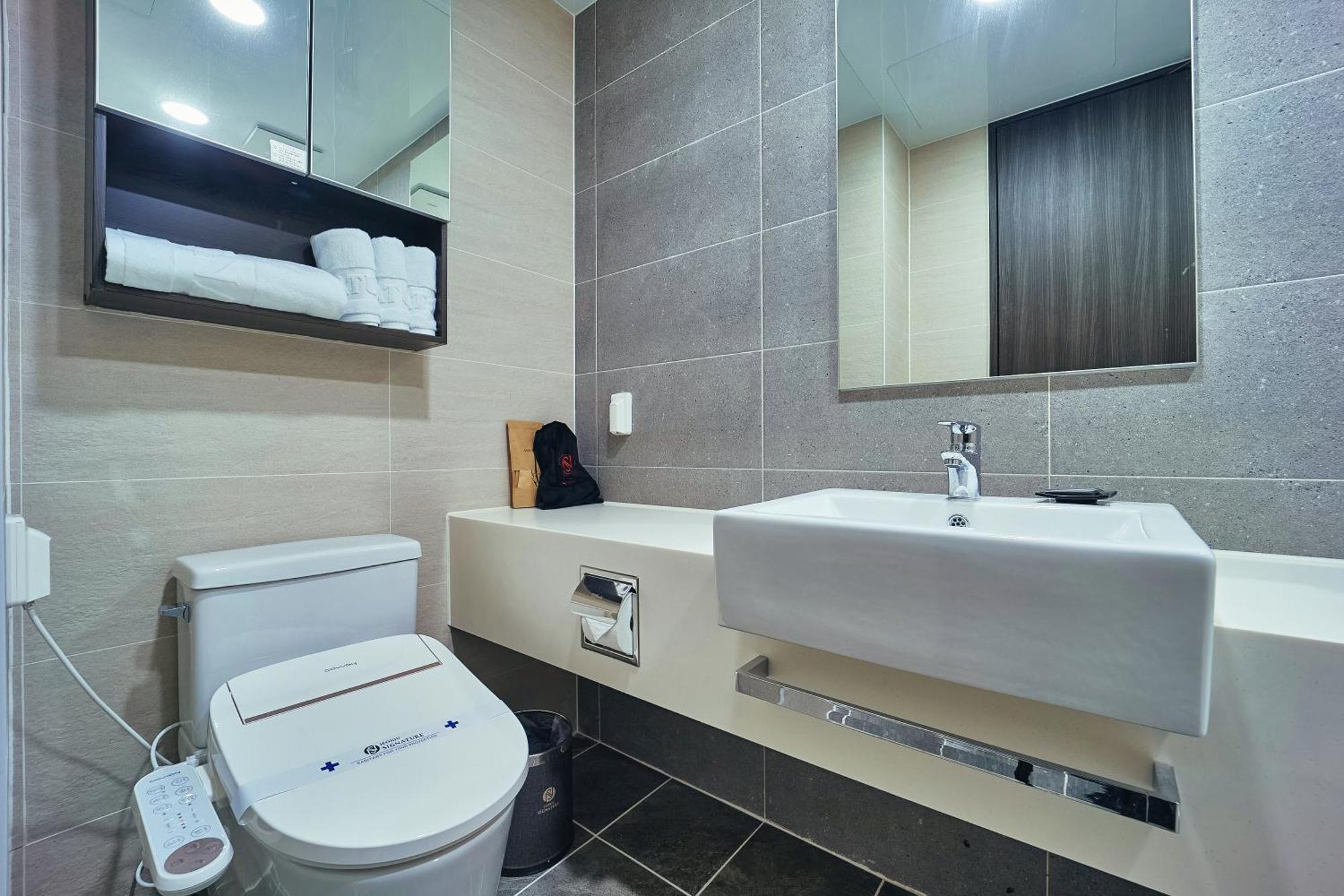 Jeonju Signature Hotel Экстерьер фото
